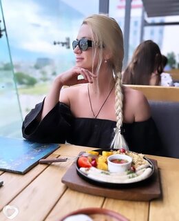 Полина